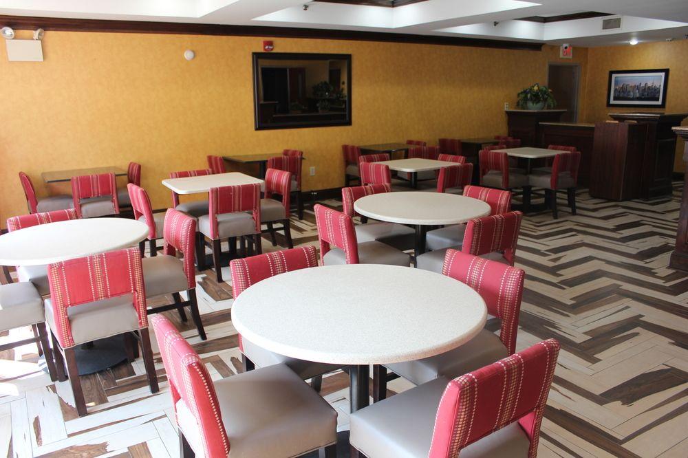 Quality Suites Nyc Gateway North Bergen Eksteriør bilde
