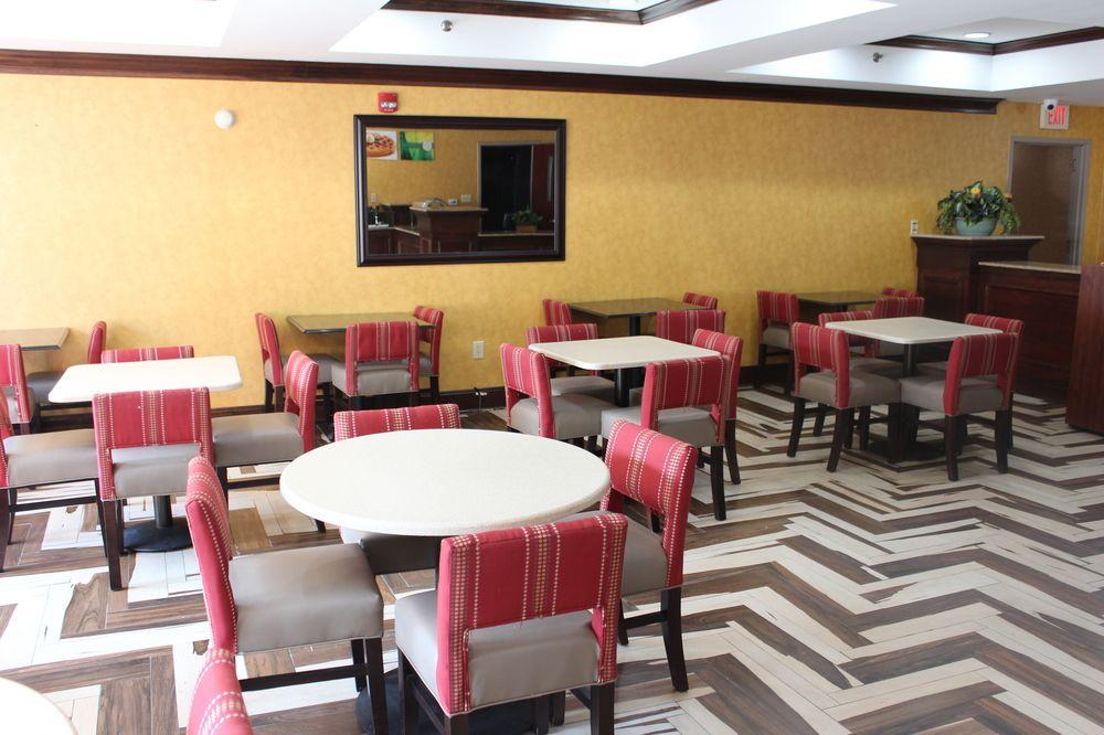 Quality Suites Nyc Gateway North Bergen Eksteriør bilde