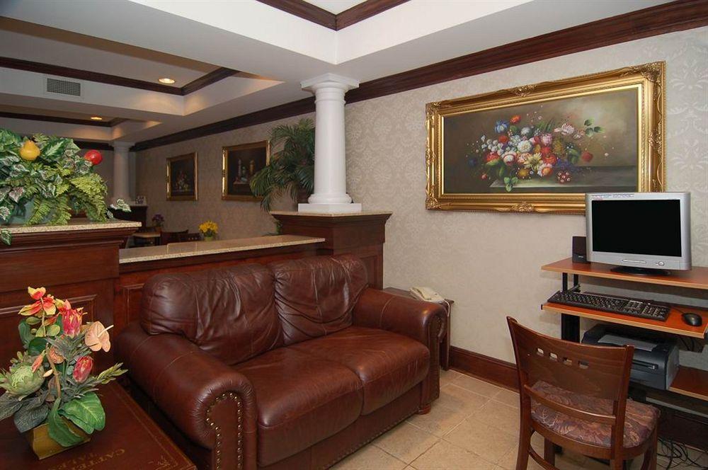 Quality Suites Nyc Gateway North Bergen Eksteriør bilde