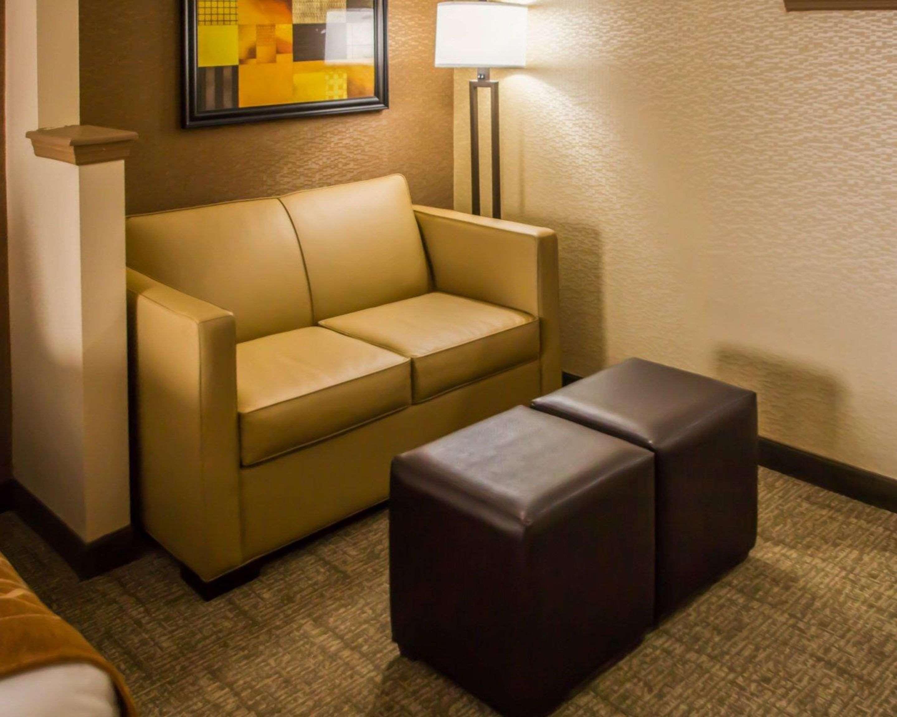 Quality Suites Nyc Gateway North Bergen Eksteriør bilde