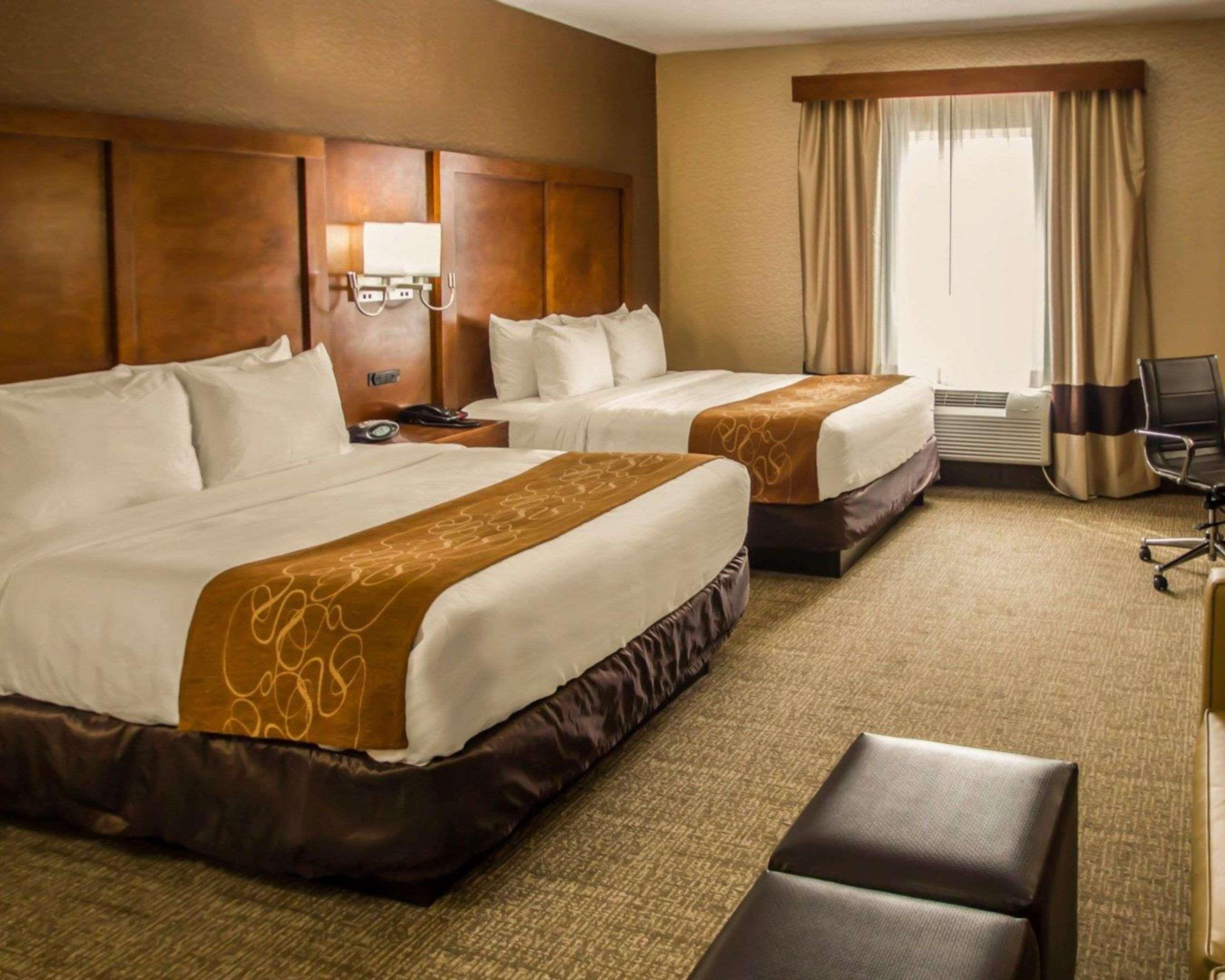 Quality Suites Nyc Gateway North Bergen Eksteriør bilde