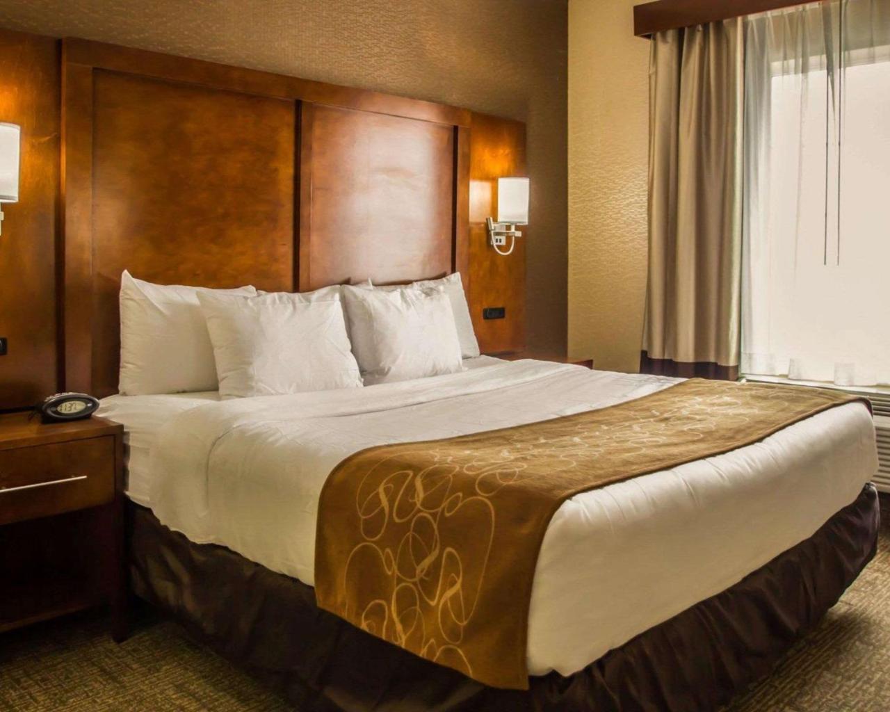 Quality Suites Nyc Gateway North Bergen Eksteriør bilde